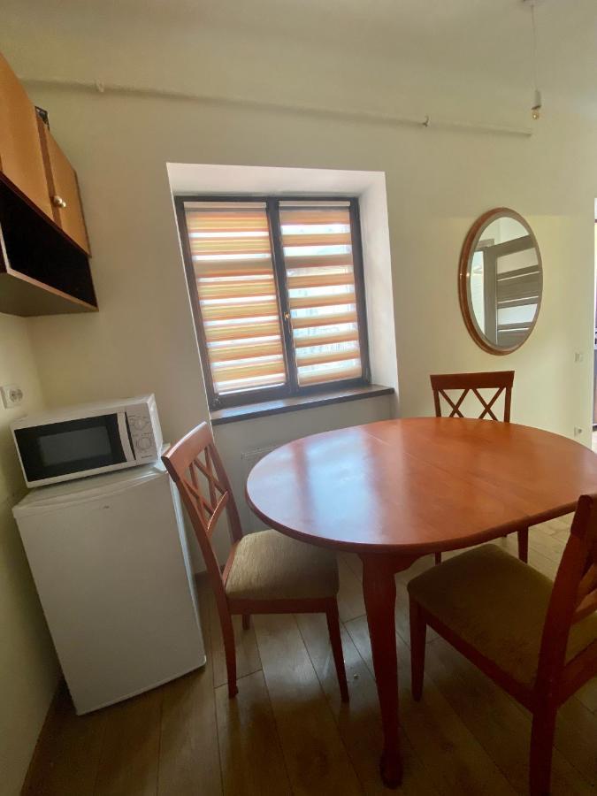 Yaroslav Osmomysl Square Apartments Lviv Extérieur photo