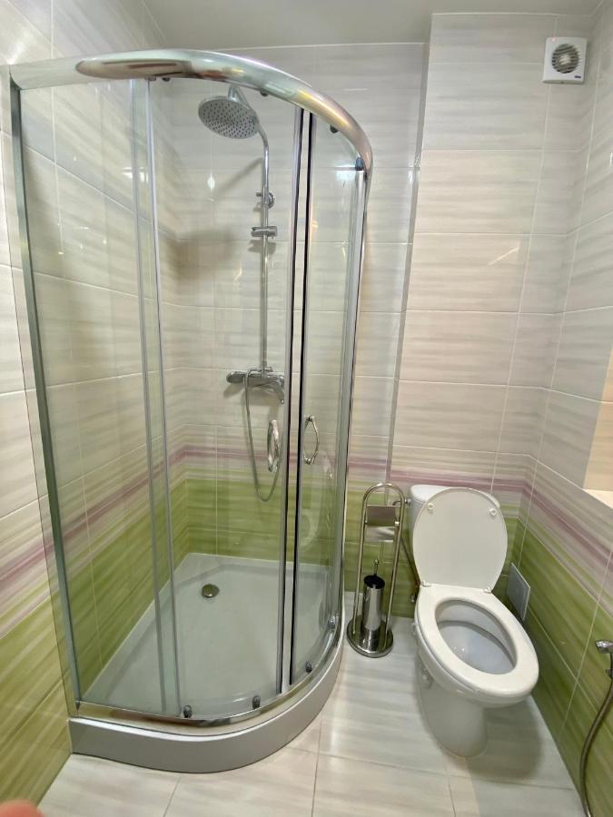 Yaroslav Osmomysl Square Apartments Lviv Extérieur photo